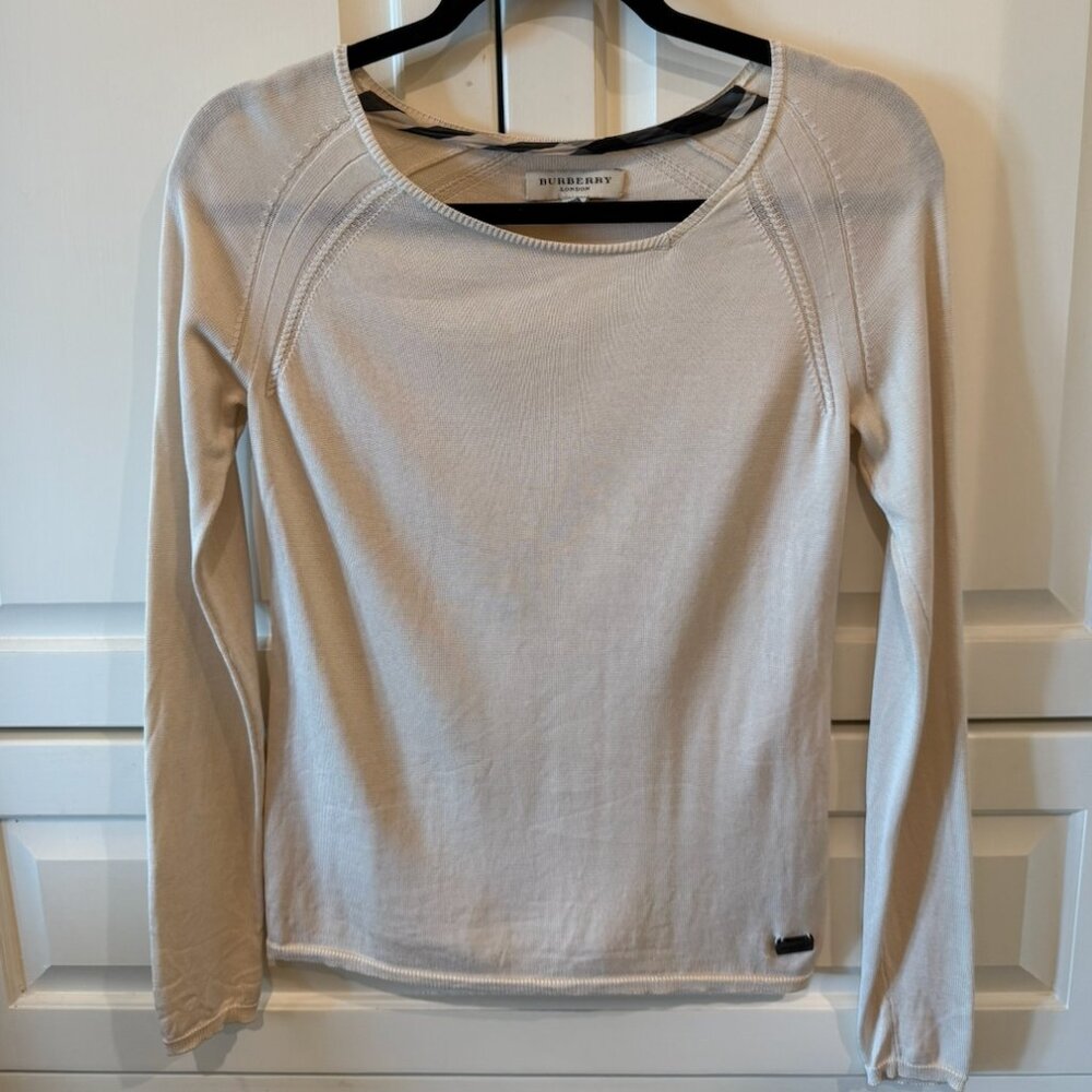 Burberry Light Cream Silk Sweater Size M